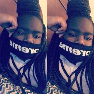 Meet your Posher, Crystal